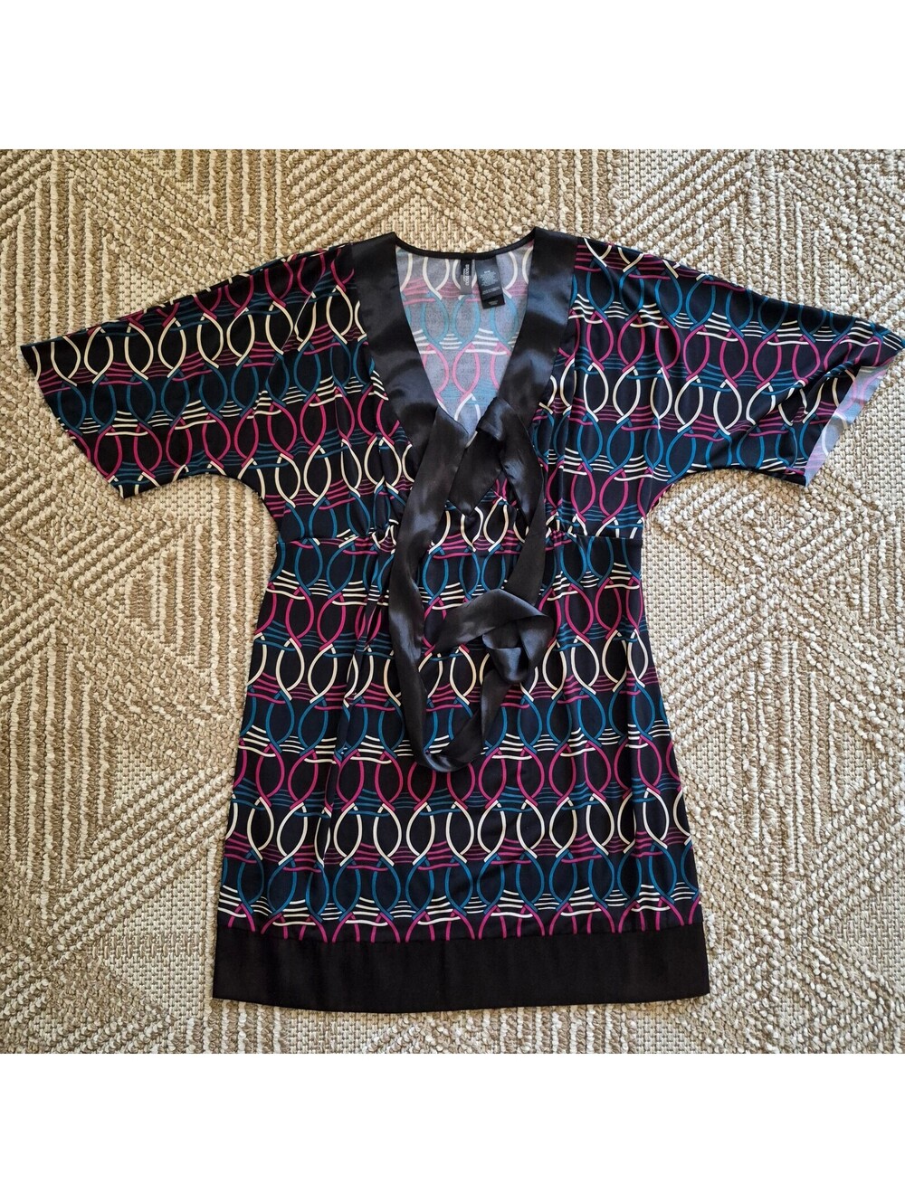 VTG Y2k Bisou Bisou Geometric Tunic Blouse Satin Tie Neck Retro M